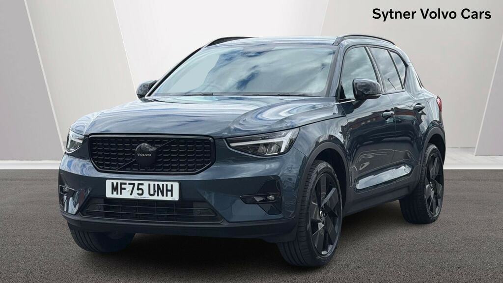 Volvo XC40 2.0 B3p Plus Black Edition MF75UNH Blue #6