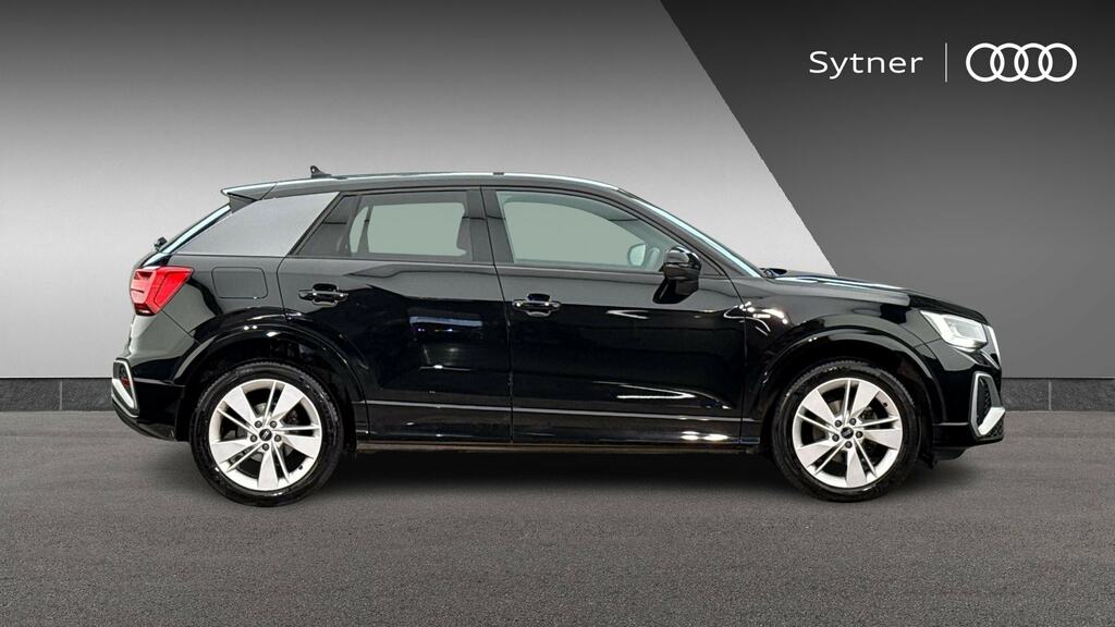 Audi Q2 35 Tfsi S Line Tech KY73MZU Black #4