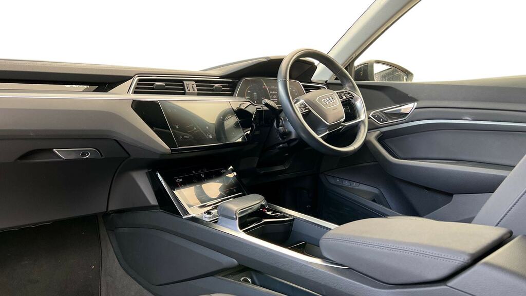 Audi E-tron 300Kw 55 Quattro 95Kwh LR20UJM Black #2