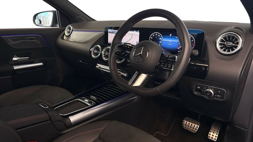 Mercedes-Benz GLA Class Gla 200 Amg Line Executive KU24XBB Black #3