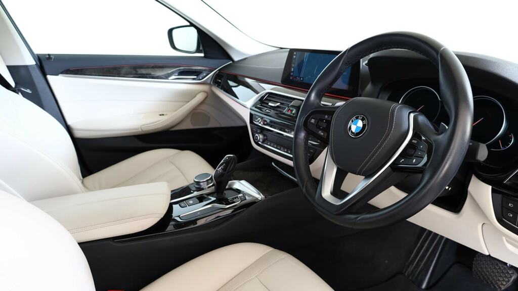 BMW 5 Series 530I Se Silver #6
