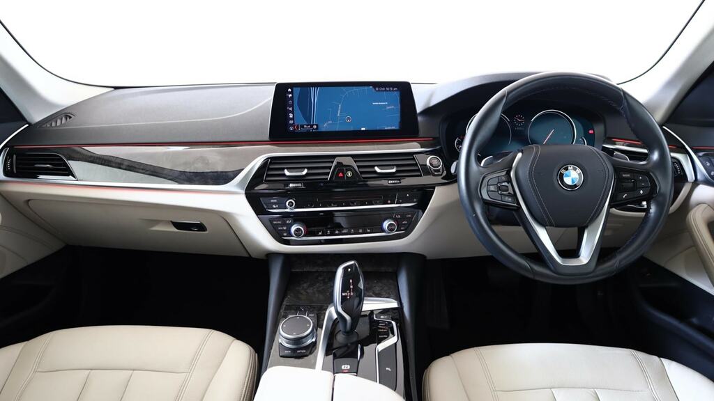 BMW 5 Series 530I Se Silver #4