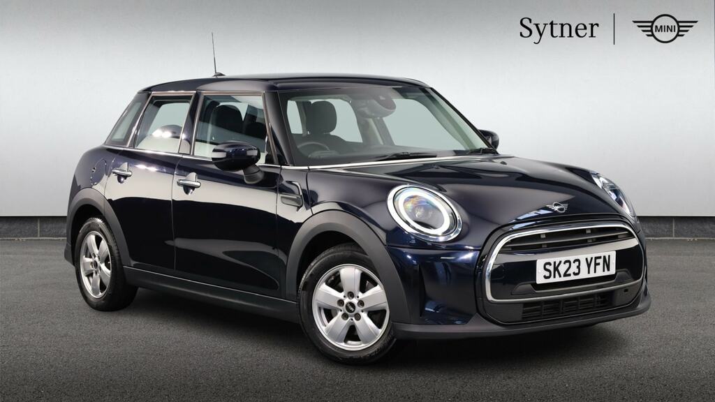 Mini Hatch 1.5 Cooper Classic Premium Black