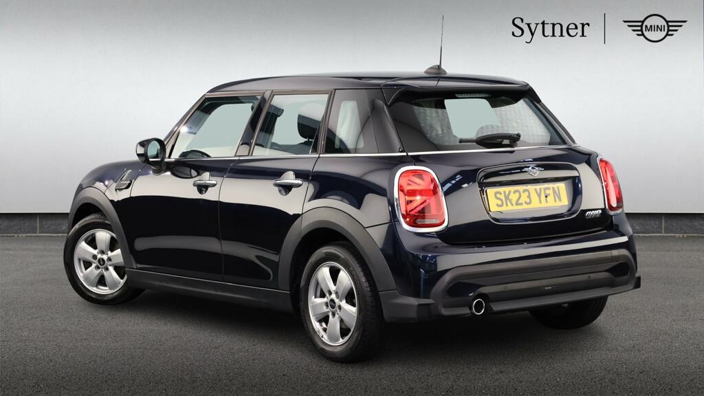 Mini Hatch 1.5 Cooper Classic Premium SK23YFN Black #2