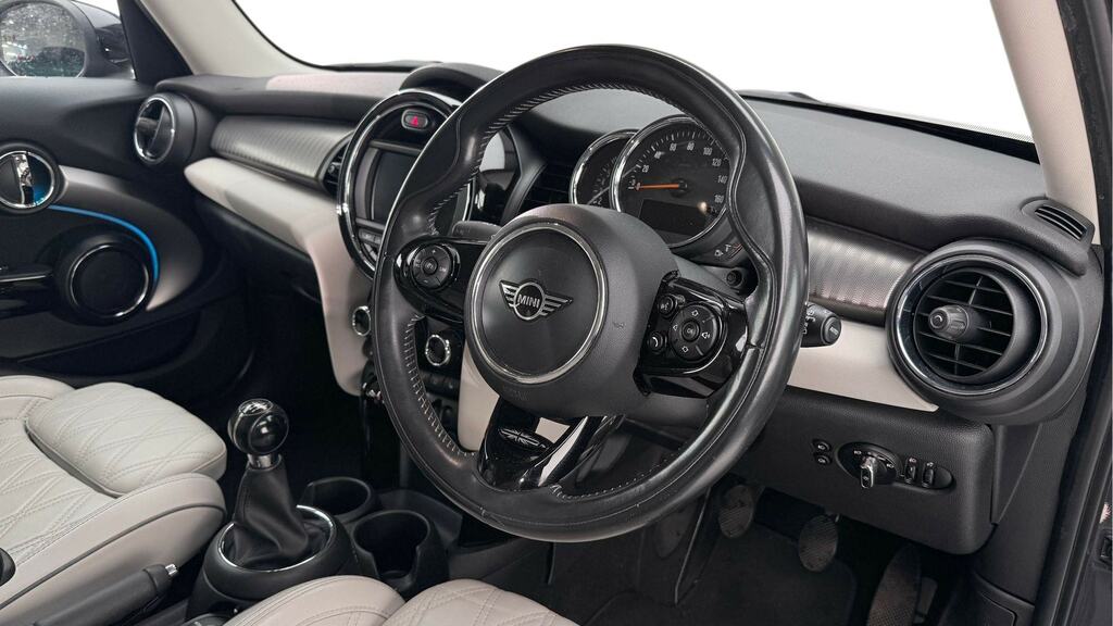 Mini Hatch 2.0 Cooper S Exclusive II Comfort Pack YR69AKG Grey #6