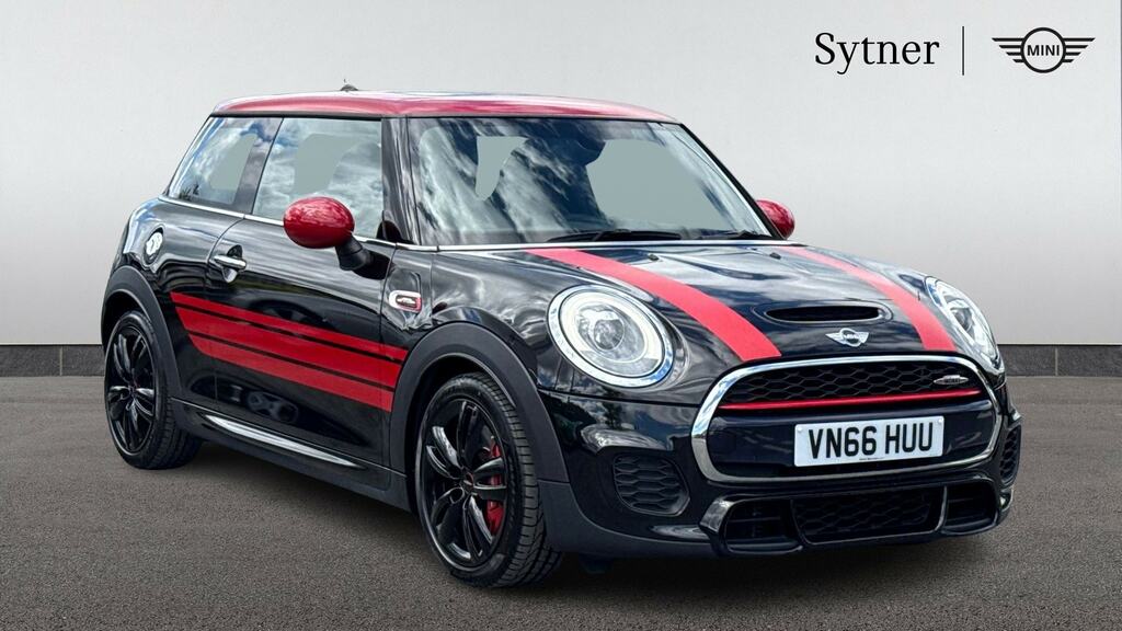 Mini Hatch 2.0 John Cooper Works Black