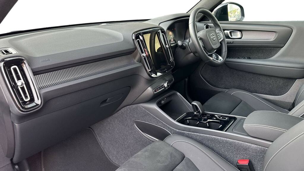 Volvo XC40 2.0 B3p Ultimate Dark NG73ZDA Blue #4