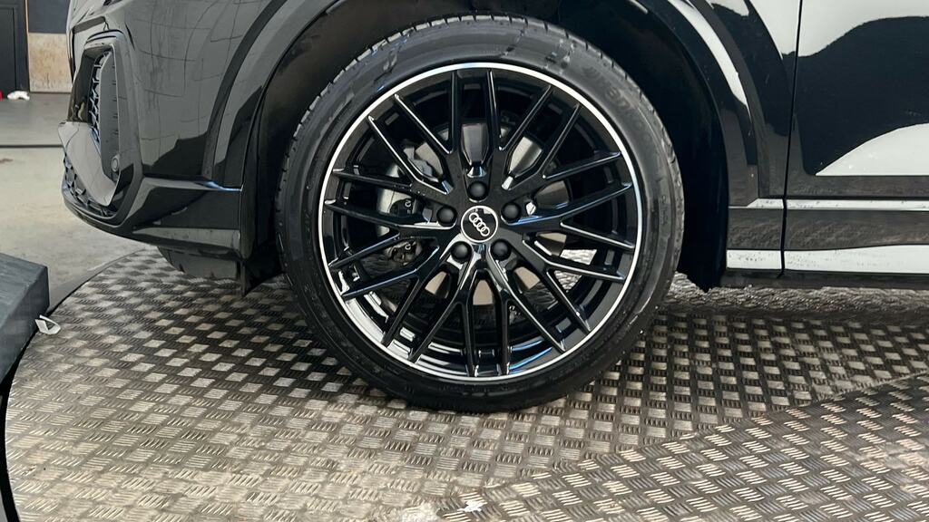 Audi Q2 30 Tfsi 116 Black Edition Tech Pro FD25OHT Black #5