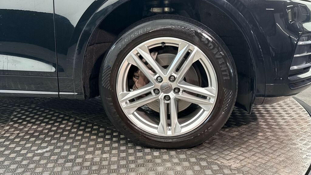 Audi Q5 45 Tfsi Quattro S Line S Tronic Tech Pack Black #5