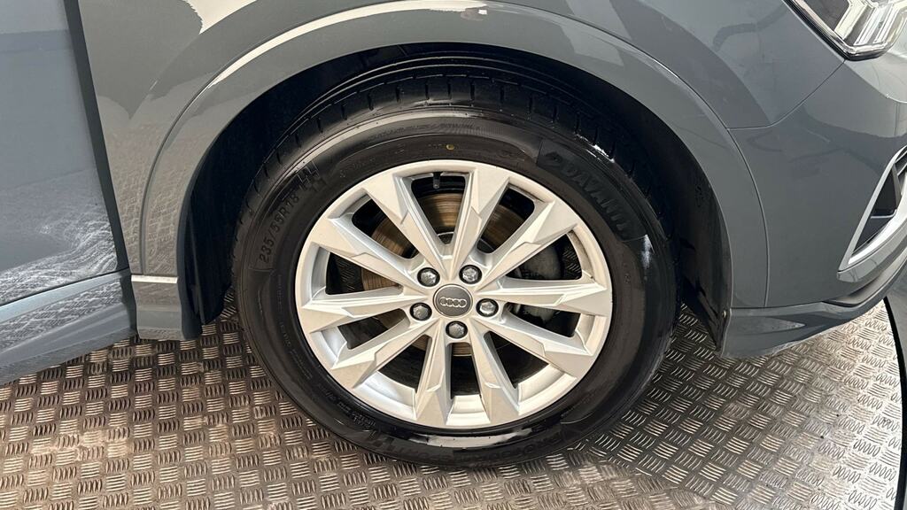 Audi Q3 35 Tdi Quattro Sport Grey #5