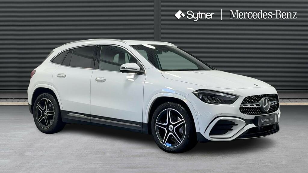 Mercedes-Benz GLA Class Gla 220D 4Matic Amg Line Executive White