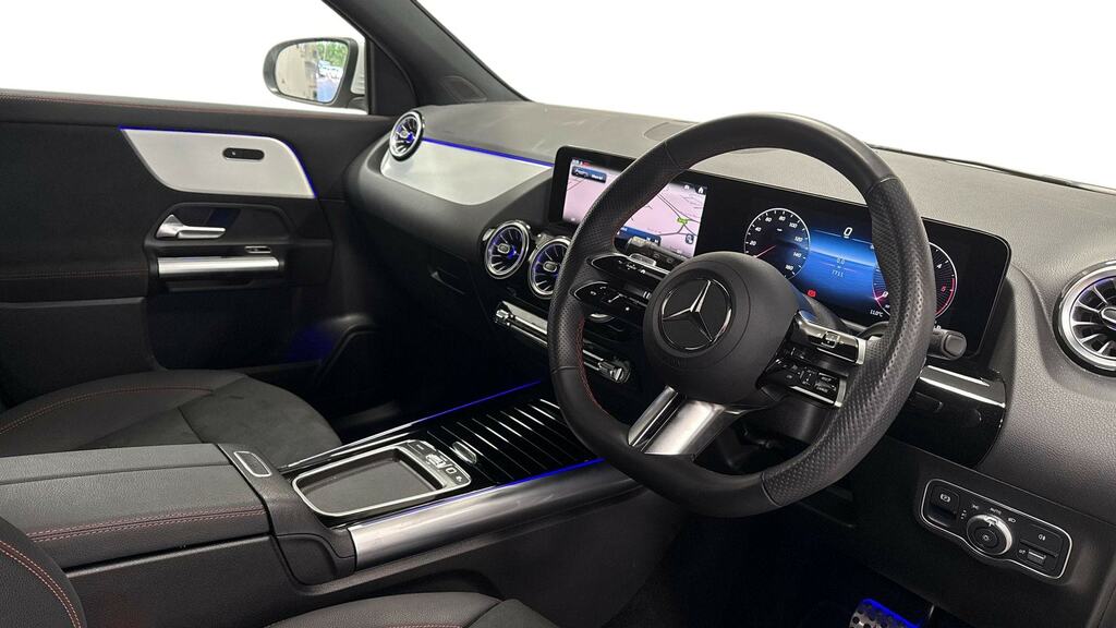 Mercedes-Benz GLA Class Gla 220D 4Matic Amg Line Executive KP75LHO White #3