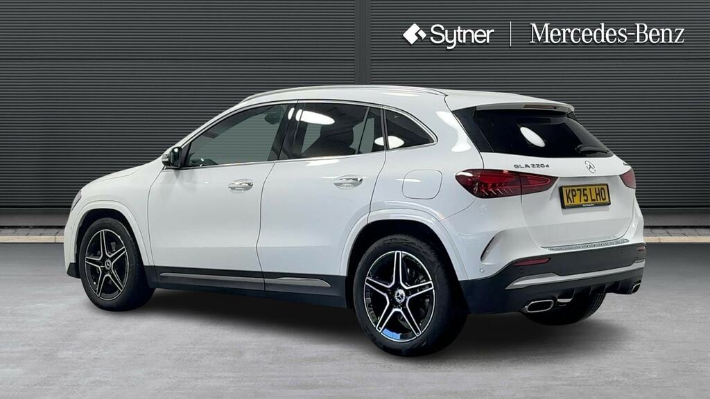 Mercedes-Benz GLA Class Gla 220D 4Matic Amg Line Executive KP75LHO White #2