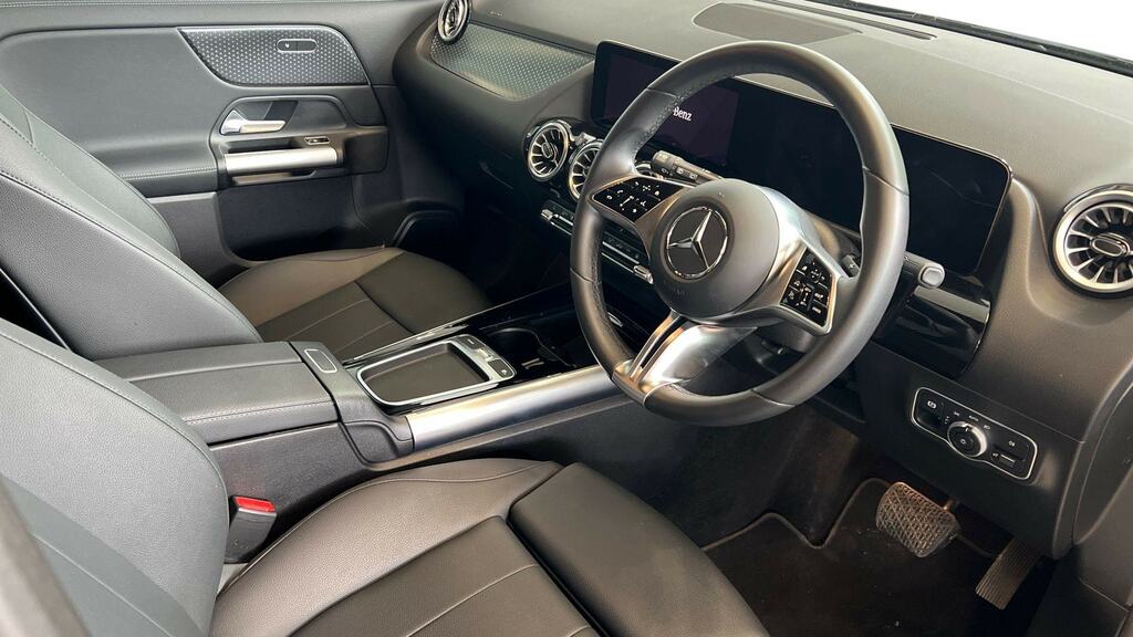 Mercedes-Benz EQA Eqa 250 140Kw Sport Executive 70.5Kwh KN74OKJ Black #3