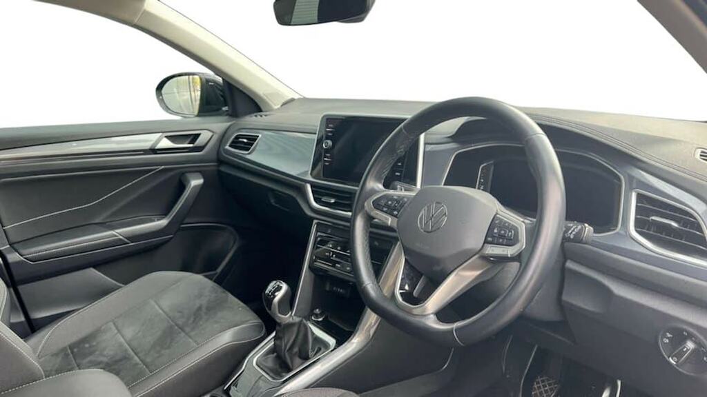 Volkswagen T-Roc 1.0 Tsi Style CX23PYH Black #6