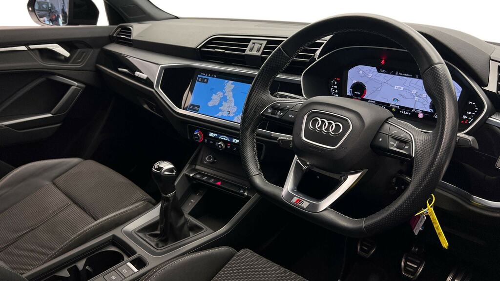 Audi Q3 35 Tfsi Black Edition MH22KHR Blue #6