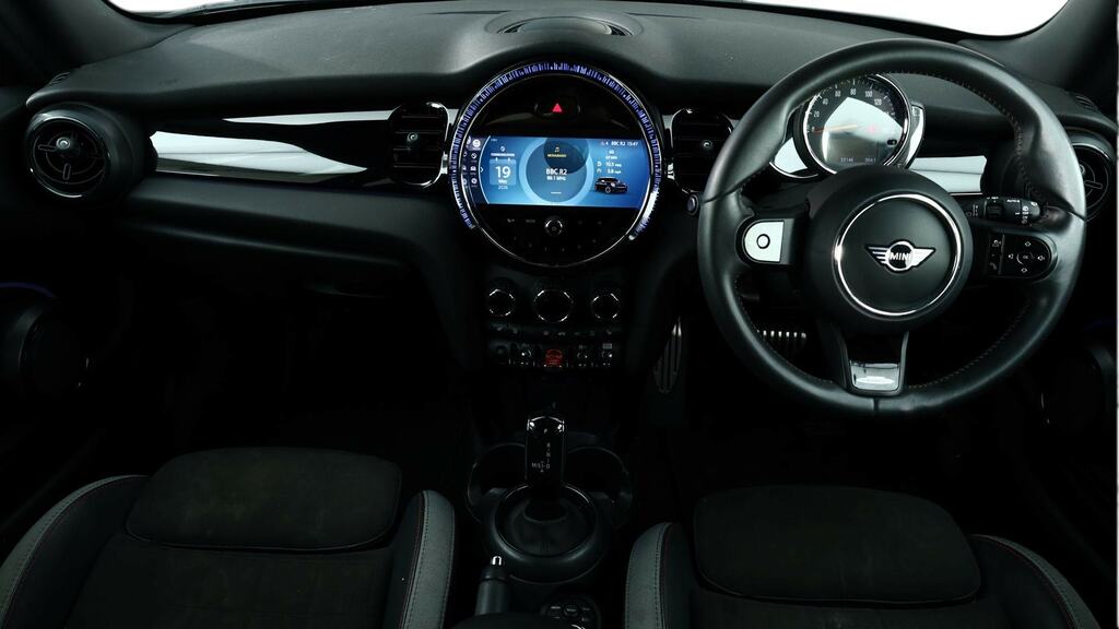 Mini Hatch 1.5 Cooper Sport Comfort Pack EF22OSP Black #4