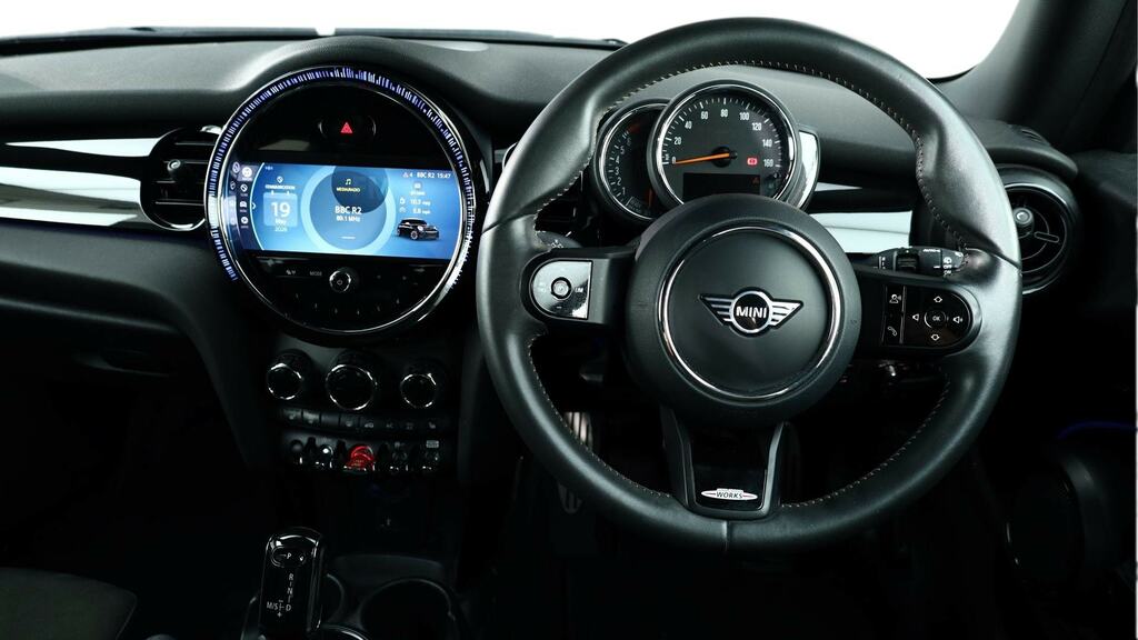 Mini Hatch 1.5 Cooper Sport Comfort Pack EF22OSP Black #5