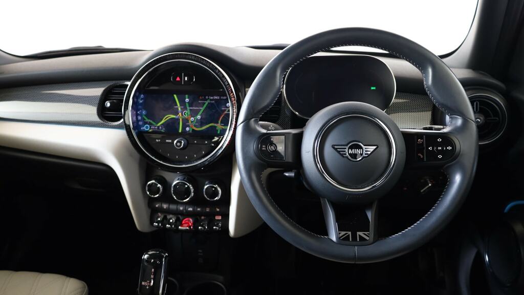 Mini Hatch 1.5 Cooper Exclusive Premium Plus BA23FTZ Black #5