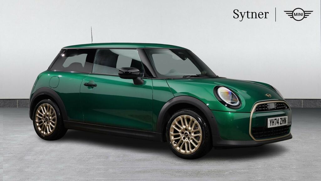 Mini Hatch 1.5 C Exclusive Level 2 YH74ZHN Green
