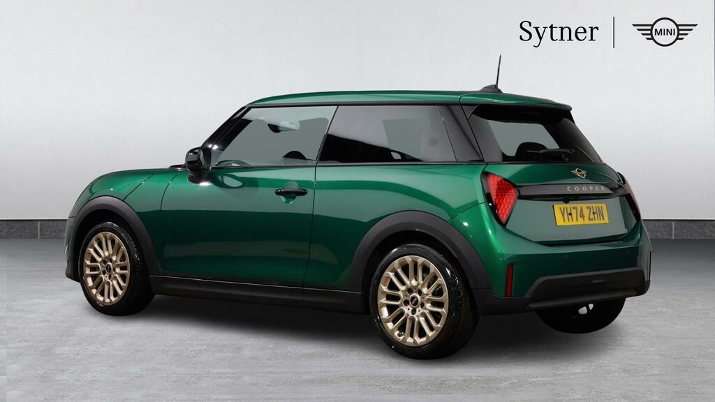 Mini Hatch 1.5 C Exclusive Level 2 YH74ZHN Green #2