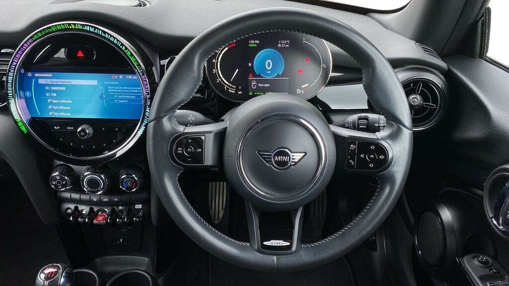 Mini Hatch 1.5 Cooper Sport LD22SZX Red #5