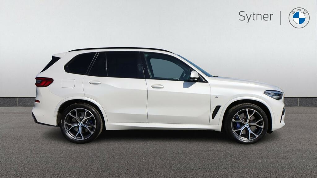 BMW X5 Xdrive30d M Sport Tech Pack YC69SYF White #3