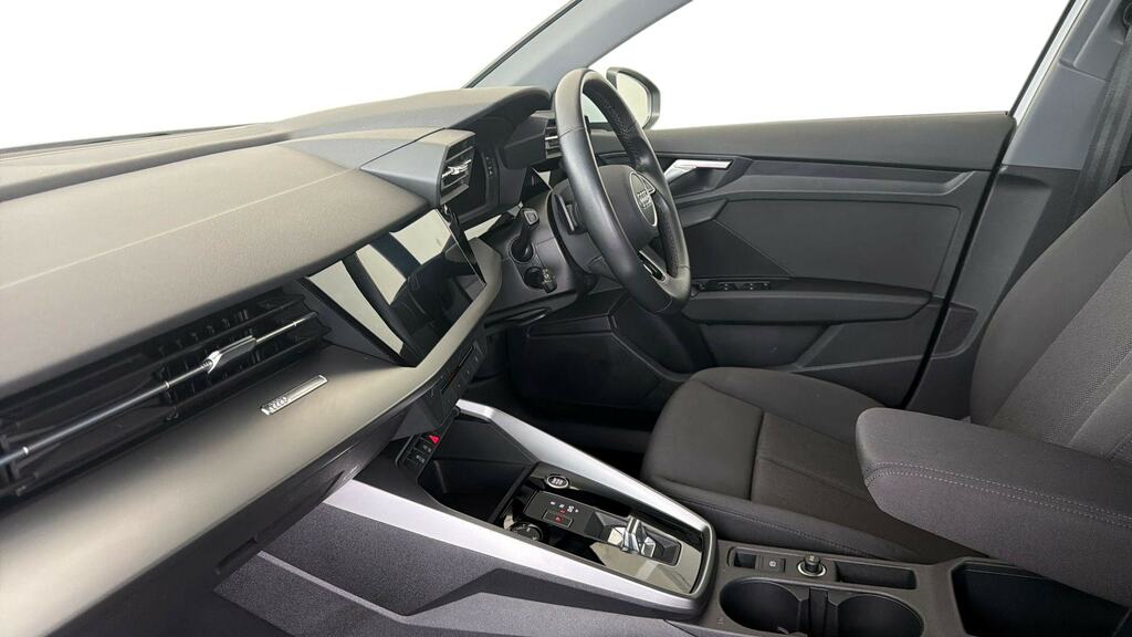 Audi A3 35 Tfsi Technik S Tronic CY22BYW White #2