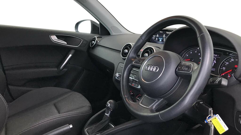 Audi A1 1.4 Tfsi Sport Nav S Tronic FA18WKG Black #6