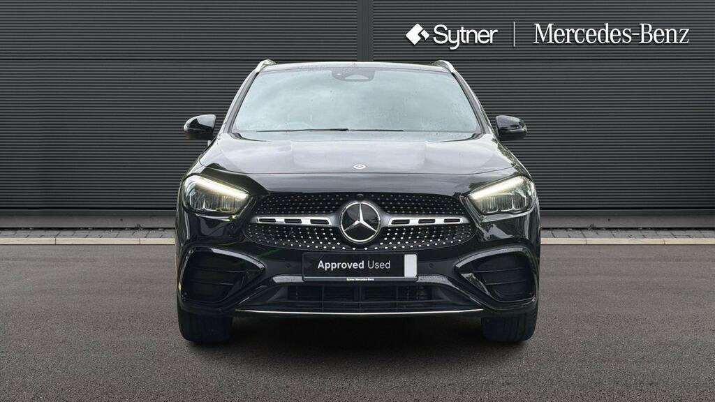 Mercedes-Benz GLA Class Gla 200 Amg Line Executive Black #6