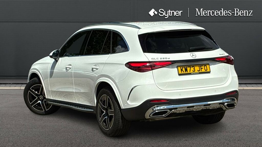 Mercedes-Benz GLC Class Glc 220D 4Matic Amg Line 9G-tronic White #2