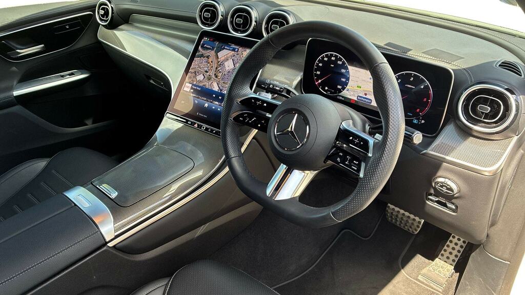 Mercedes-Benz GLC Class Glc 220D 4Matic Amg Line 9G-tronic White #3
