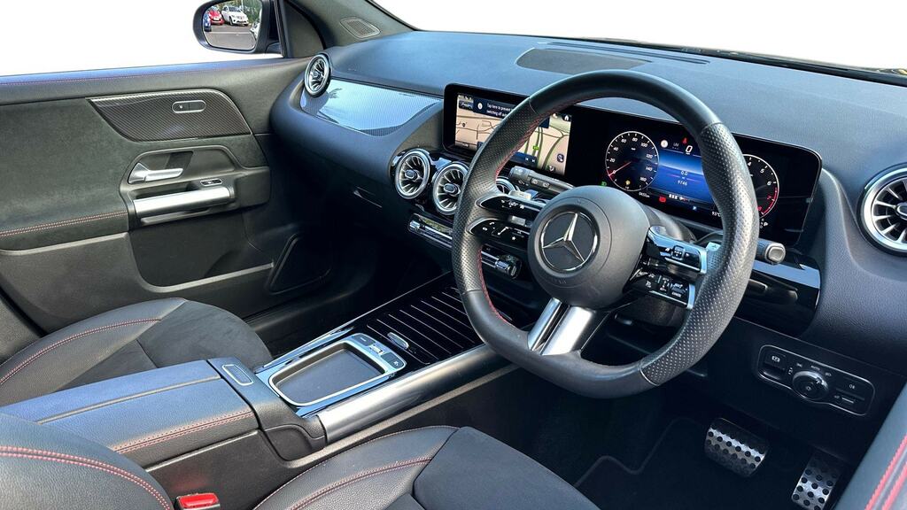 Mercedes-Benz GLA Class Gla 200 Amg Line Executive LG24JRX Black #3