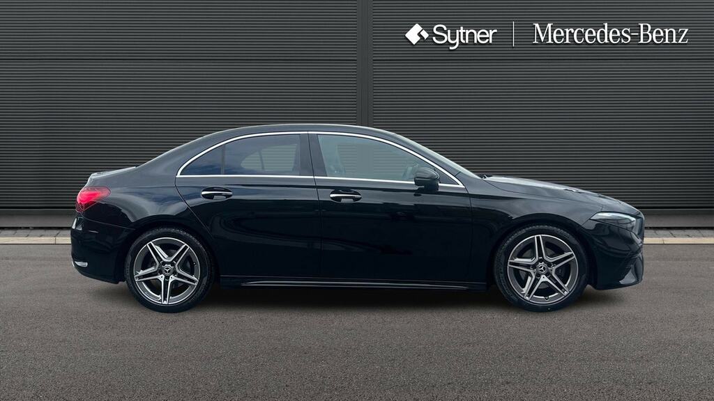 Mercedes-Benz A Class A200 Amg Line Premium LM73UMD Black #4
