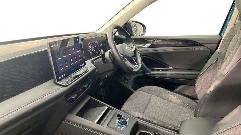 Volkswagen Tiguan 1.5 Etsi 150 Match Dsg VU24NLK Blue #2