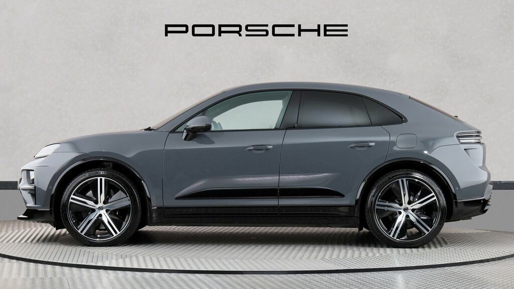 Porsche Macan 470Kw Turbo 100Kwh VO25OHA Grey #3