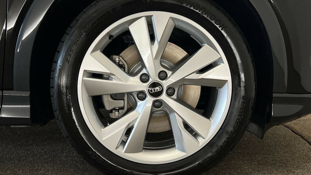 Audi Q4 E Tron 150Kw 40 63Kwh S Line Leather RJ26EZO Black #5