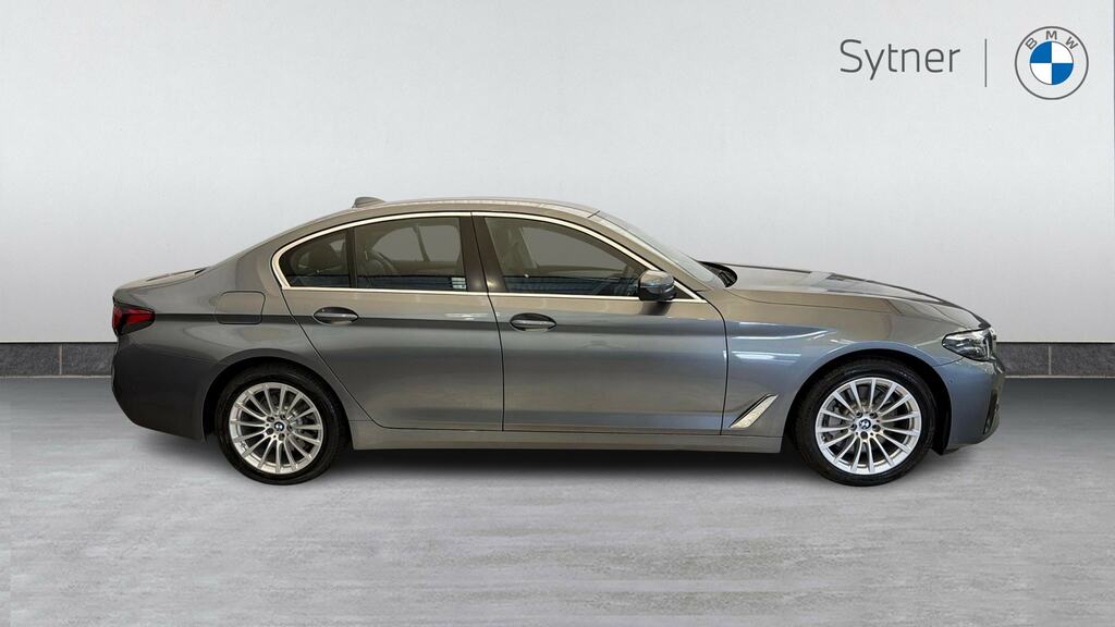 BMW 5 Series 530E Xdrive Se SB21WSZ Blue #3