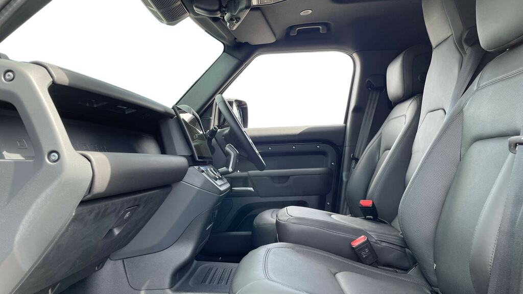 Land Rover Defender 110 3.0 D350 Hard Top X-dynamic Hse 3 Seat SB26MMB Black #3