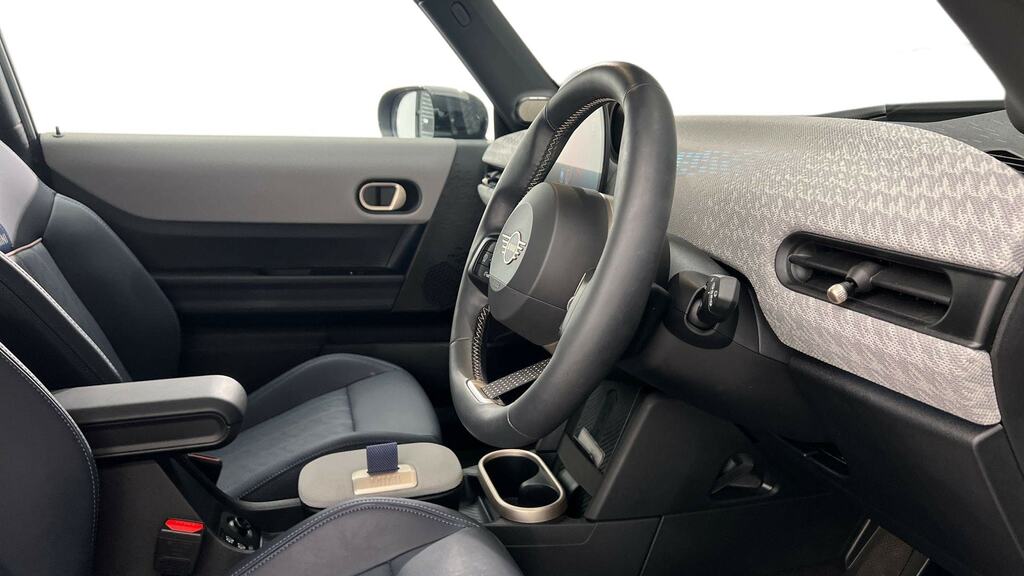 Mini Hatch 2.0 S Exclusive Level 3 YF75TKA Black #6