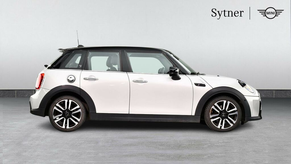 Mini Hatch 2.0 Cooper S Exclusive Comfortnav Pack KE71MPF White #3