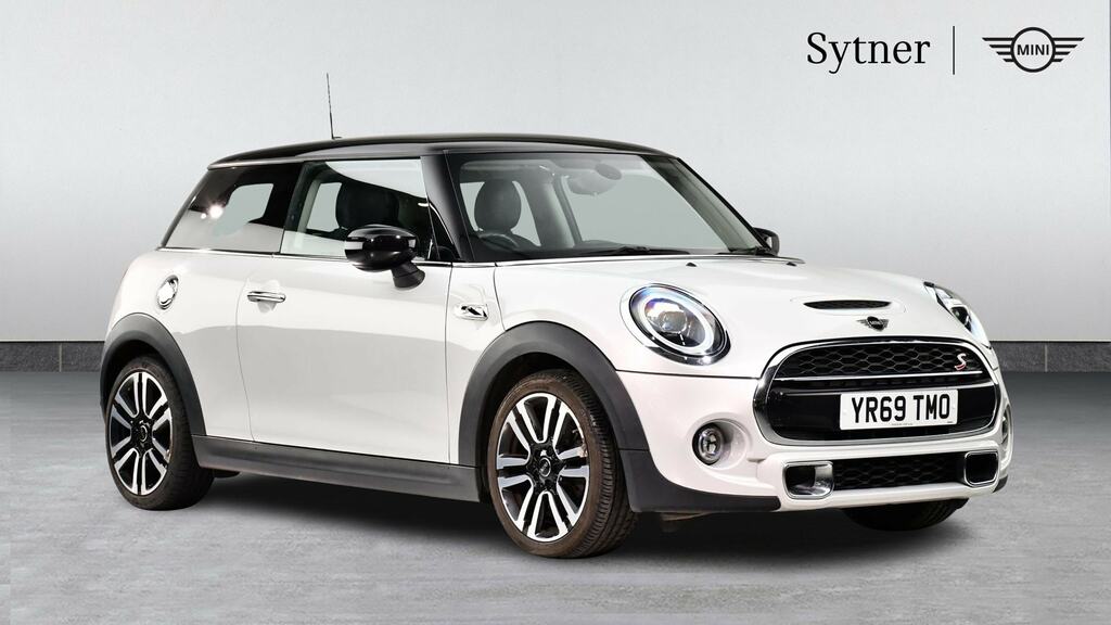 Mini Hatch 2.0 Cooper S Exclusive II Comfortnav YR69TMO White