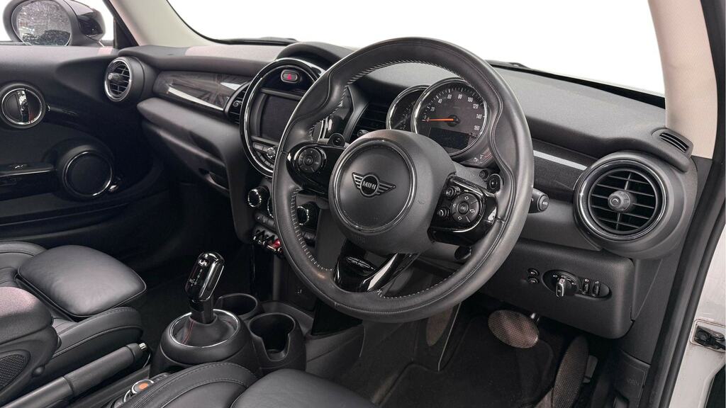 Mini Hatch 2.0 Cooper S Exclusive II Comfortnav YR69TMO White #6