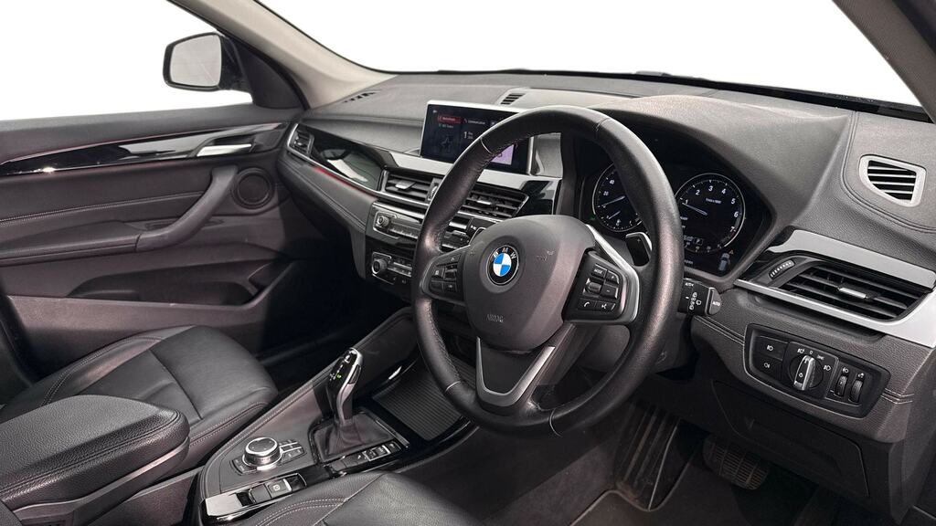 BMW X1 Sdrive 20I 178 Xline Step FG22MVJ Black #6