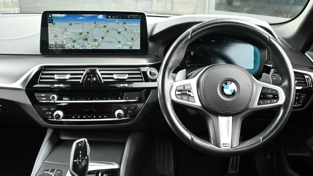 BMW 5 Series 530D Xdrive Mht M Sport Blue #5