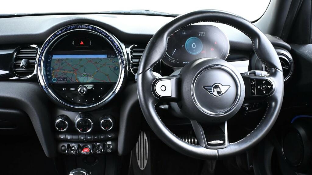Mini Hatch 1.5 Cooper Sport Comfortnav Pack WR71TWE Red #5