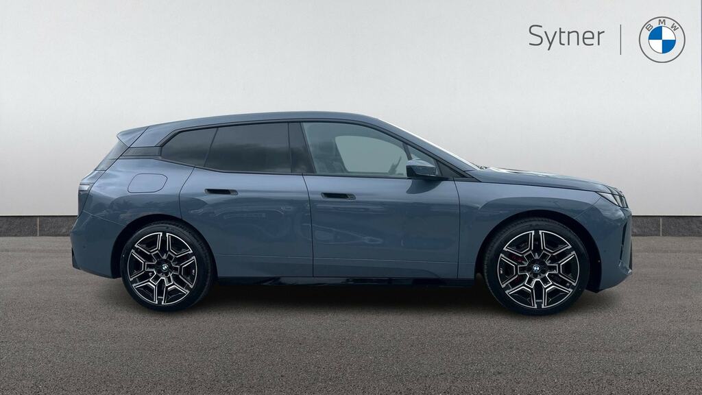 BMW iX 400Kw Xdrive60 M Sport 112Kwh Tech YJ75OKF Blue #3