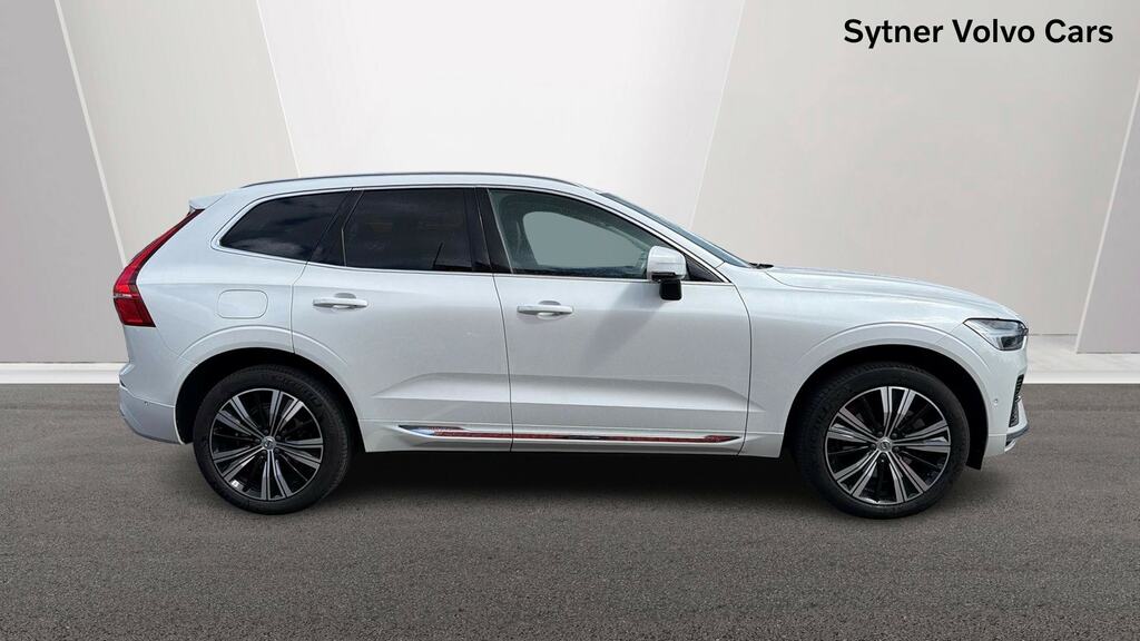 Volvo XC60 2.0 T6 Recharge Phev Inscription Awd White #3