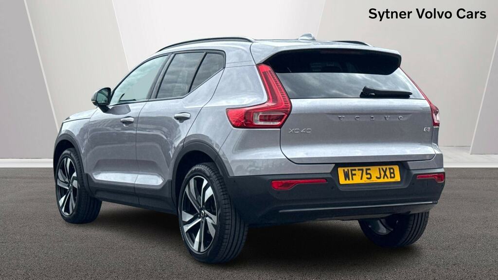 Volvo XC40 2.0 B3p Ultra Bright WF75JXB Silver #2