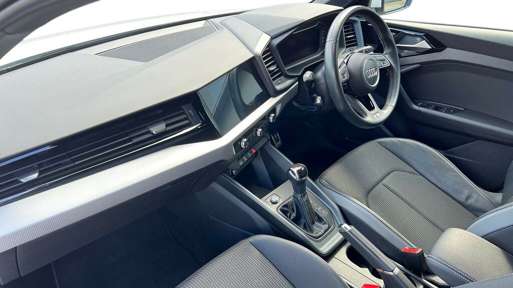 Audi A1 35 Tfsi S Line S Tronic FM22AOH White #2